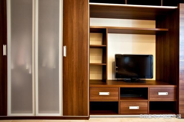 从设计师闺蜜那里取经，，，，，，，定制衣柜需要注意的“3个地方”，，，，，，，别忽视